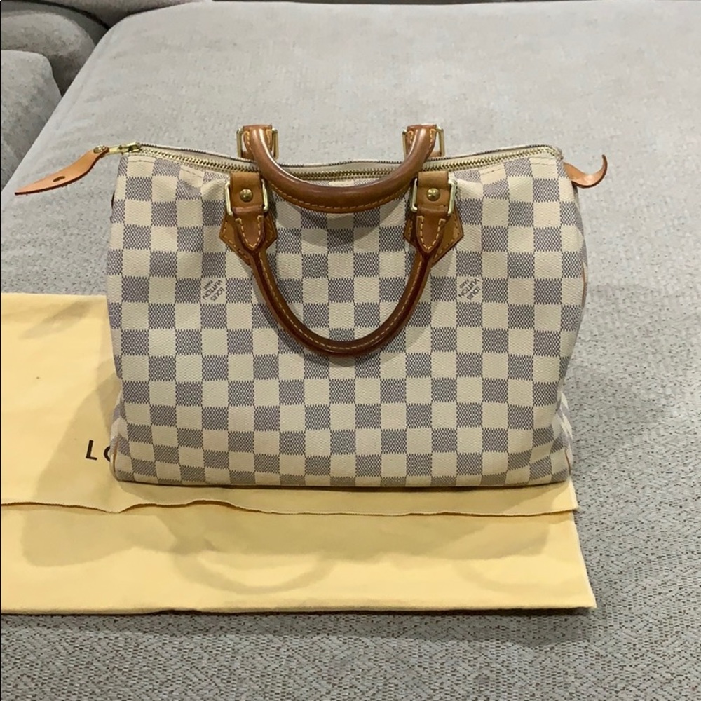 Louis Vuitton Speedy 30